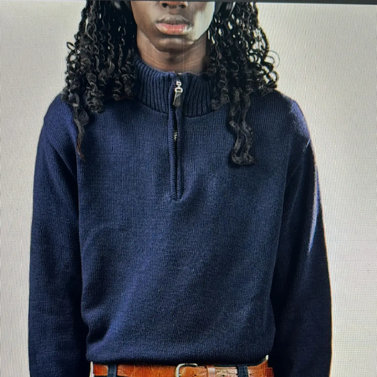 Novanity Feels Like Wearing a Cloud Sweatshirt Navy